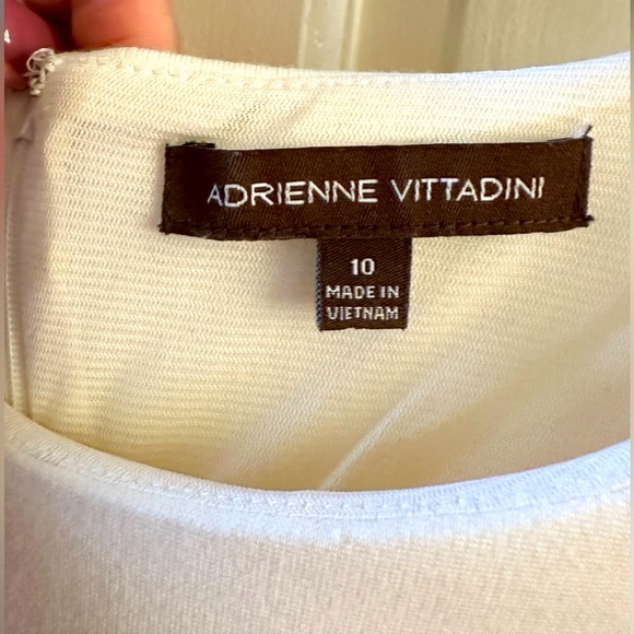 🎄Adrienne Vittadini White Dress - Picture 4 of 6